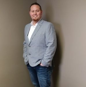 Meet your Posher, Josh